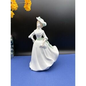 Royal Doulton "Margaret" HN3496 Figurine Fine Bone China Vintage Collectible